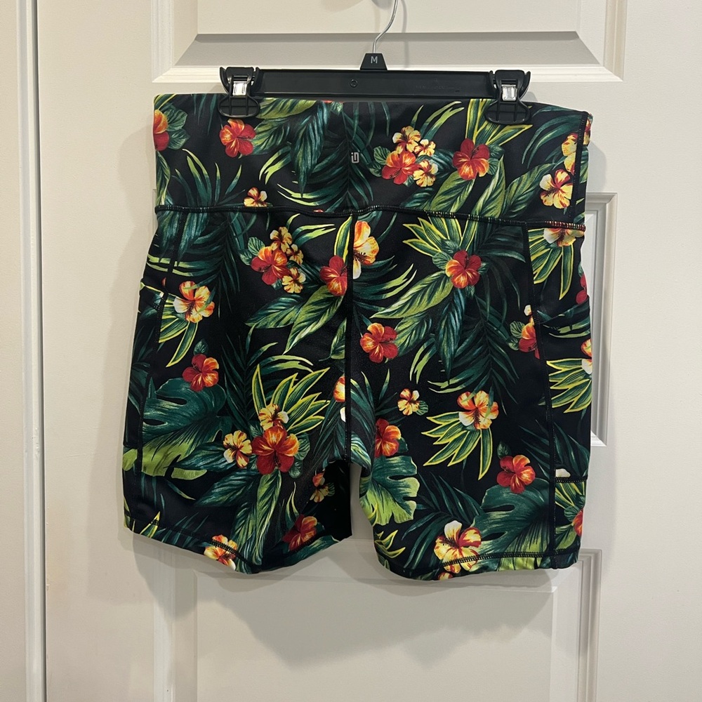 Women’s Ideology Tropical Print High Rise Waist Shorts - Black Floral - Picture 2 of 4